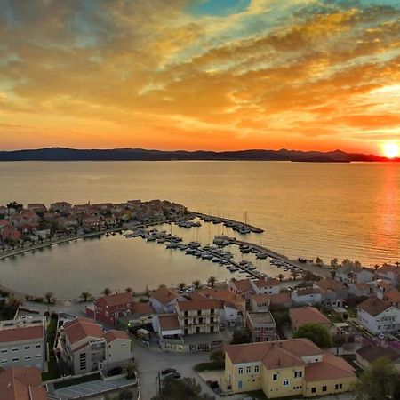 Apartments With A Parking Space Bibinje, Zadar - 18843 المظهر الخارجي الصورة